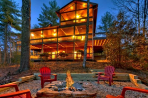 Cabin Fever Firepit rockers 2 fireplaces cozy beds close to Blue Ridge